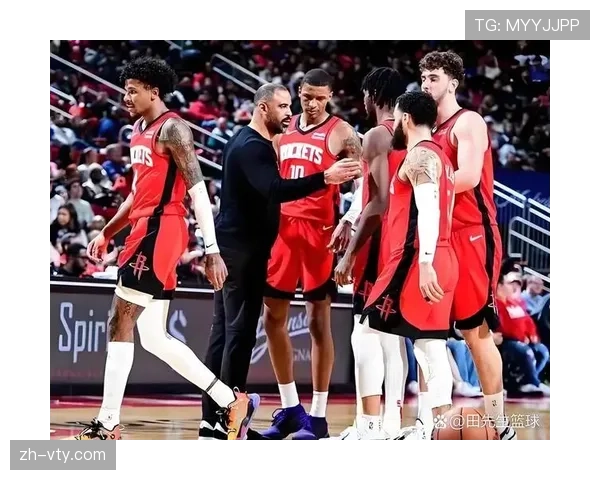 年轻球队成长决定格局 火箭活塞进步幅度引人关注