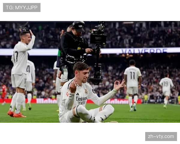 皇马六球狂胜摩纳哥 姆巴佩双响稳固积分榜前三